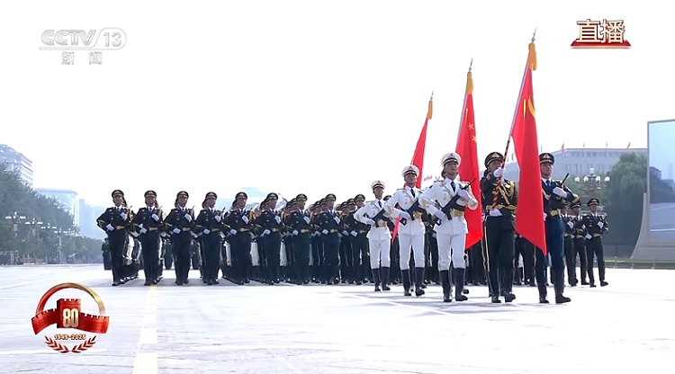 滄州智博組織全體員工觀(guān)看九三閱兵直播，凝聚愛(ài)國(guó)情懷砥礪奮進(jìn)力量